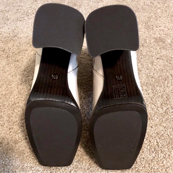 “NEW” Tory Burch Ruby Bootie - Picture 10 of 10